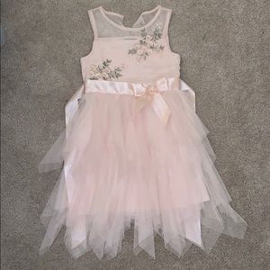Little girl’s Spring Dress